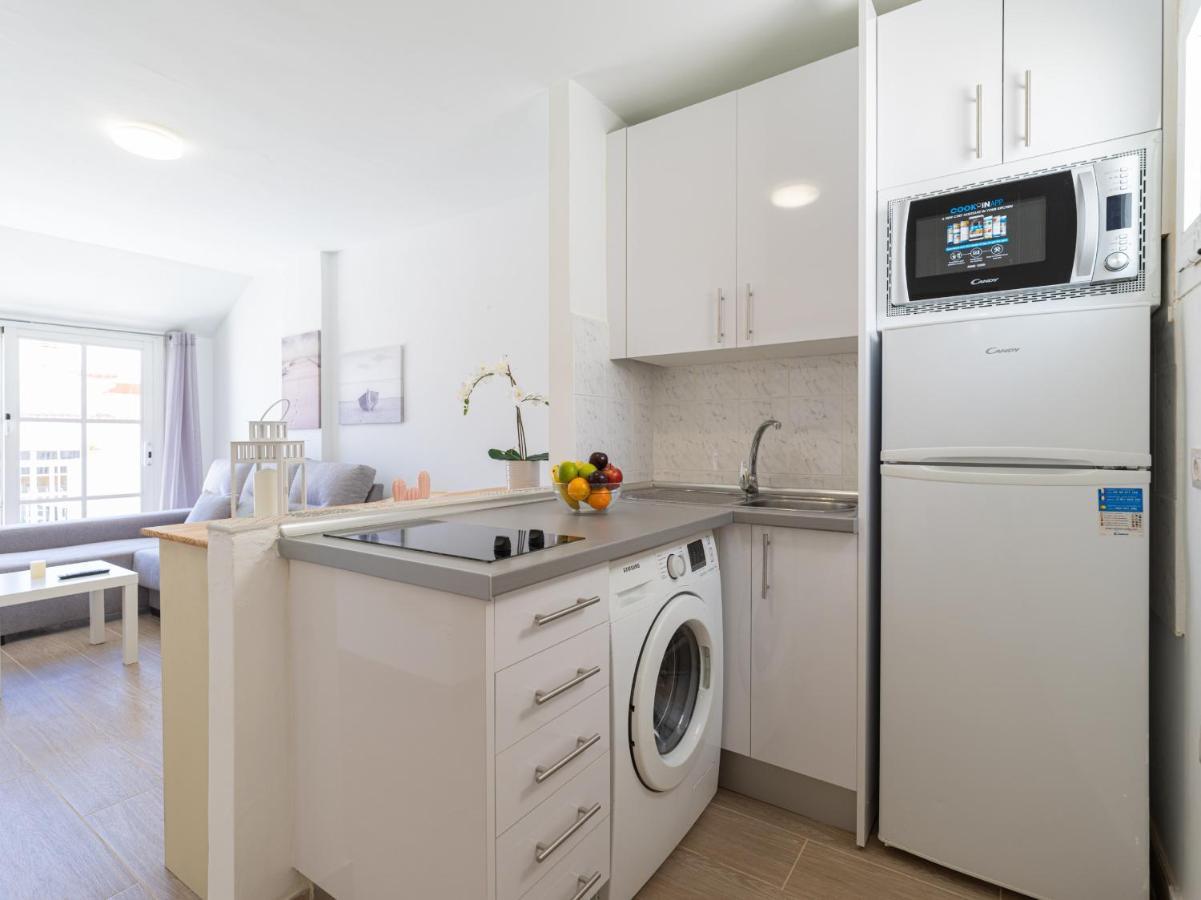 Apartamento En El Castillo Con Piscina 칼레타데푸스테 외부 사진
