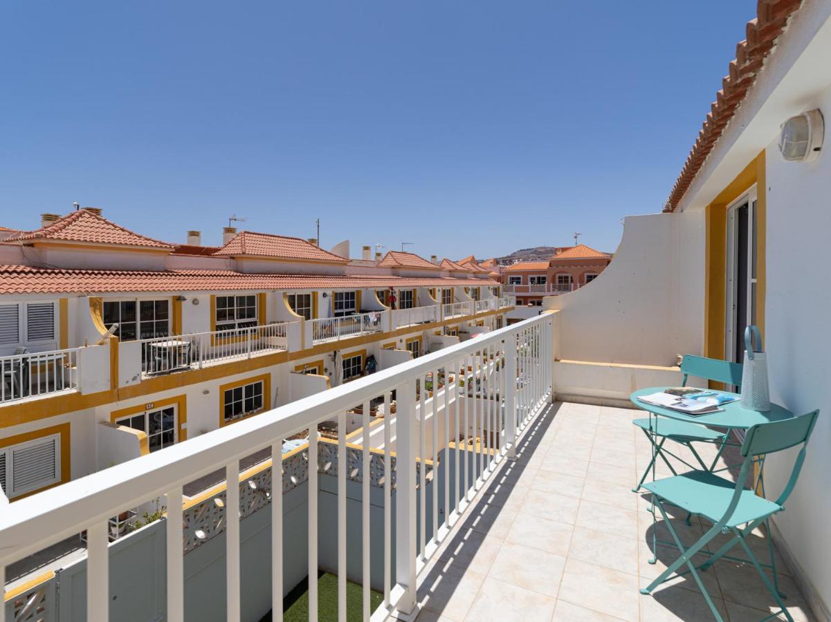 Apartamento En El Castillo Con Piscina 칼레타데푸스테 외부 사진