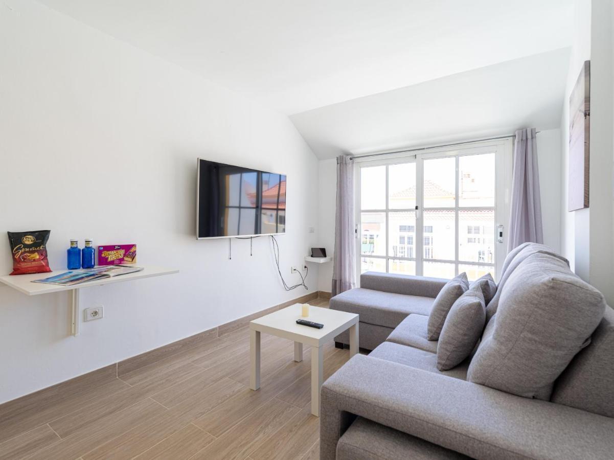 Apartamento En El Castillo Con Piscina 칼레타데푸스테 외부 사진